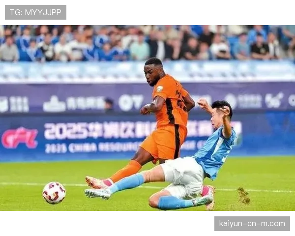 克莱伯2球贡献关键进球 云南玉昆外援前锋作用突出